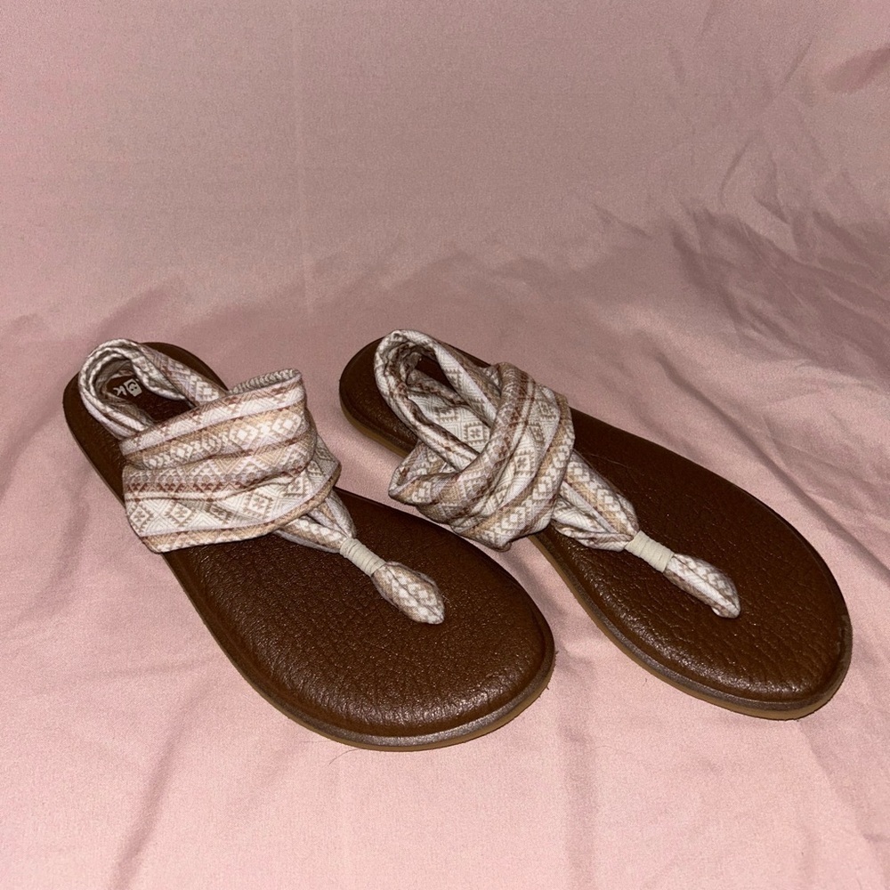Women’s Sanuk Yoga Sling 2 - Size 8.5 - Tan Aztec Pattern​